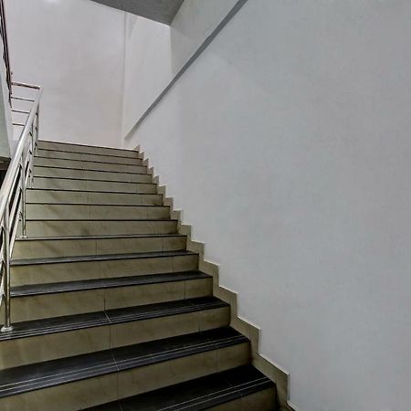 Oyo 44419 Syed Park Residency Hotell Tirunelveli Eksteriør bilde