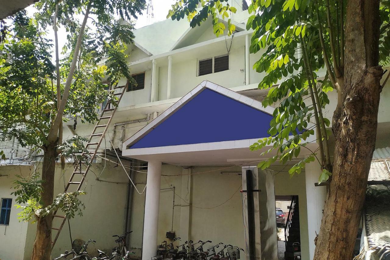 Oyo 44419 Syed Park Residency Hotell Tirunelveli Eksteriør bilde